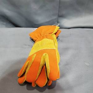 lot 53953 image: MIDWEST GLOVES LARGE