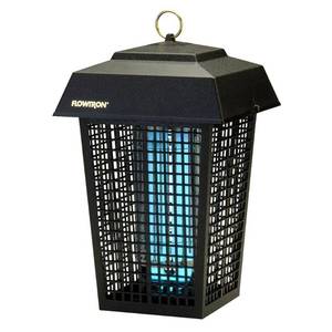 lot 6960 image: Flowtron Electric Insect Killer for 1 Acre with Replacement Light Bulb