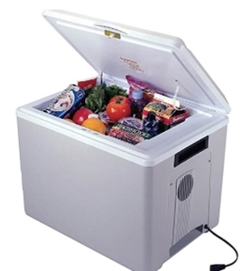 lot 53963 image: Koolatron - 12V Thermoelectric CoolerWarmer