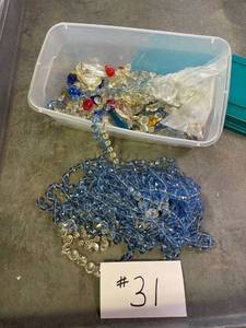 lot 31 image: MISC Glass Beads and Prisms, Large assortment.