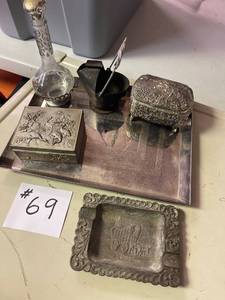 lot 69 image: Misc Lot of Treasures 6, Trinket Boxes, Etc