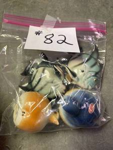 lot 82 image: Collectible Salt and Pepper Shakers Blue birds, fish.