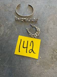 lot 142 image: Sterling Silver Bracelets and Pin