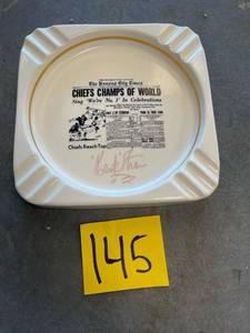 lot 145 image: Collectible Chiefs Super Bowl IV Win Pottery