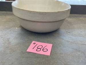 lot 186 image: Crock Bowl