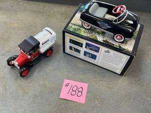 lot 188 image: Diecast Cars
