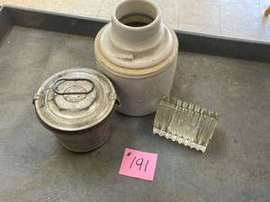 lot 191 image: Cake Tin, Bookends, and Crock