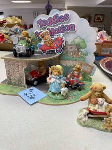 lot 216 image: Cherished teddies in motion display, and figurines- SEE PICTURES