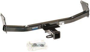 lot 63160 image: Reese Towpower 44661 Class III Custom-Fit Hitch with 2 Square Receiver opening, includes Hitch Plug Cover , Black