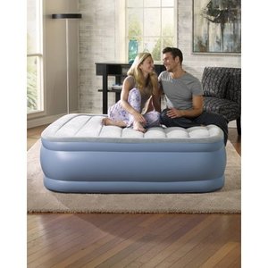 lot 840 image: Beautyrest Hi Loft Raised Air Mattress with Express Pump, 1 Each, Twin