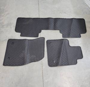 lot 4398 image: Vehicle Floor Mats