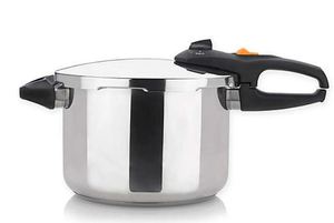 lot 4381 image: Stainless Steel Pressure Cooker