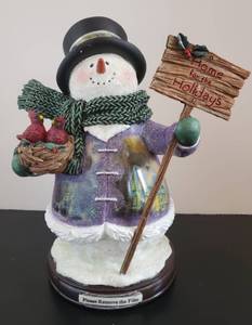 lot 7 image: Blessings of Christmas, 17th Issue in the Thomas Kinkade Winter Wonderland Heirloom Classics Snowman Collection