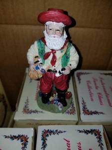lot 20 image: The International Santa Claus Collection Sc22 Padre Nicholas Brazil