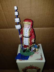 lot 50 image: The International Santa Claus Collection Thai Santa Thailand Christmas No. SC38
