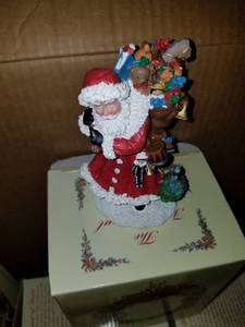 lot 60 image: International Santa Claus Collection Pere Noel French Canada 2003 sc67