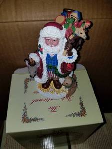 lot 62 image: international santa claus collection christmas man, lithuania sc75