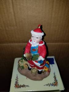 lot 77 image: International Santa Claus Sc97 Taiwan