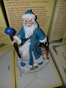 lot 96 image: The International Santa Claus Collection ��d��yed Moroz�� Siberian 2005