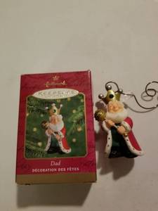 lot 138 image: Hallmark Keepsake Ornament 2000 King Dad Handcrafted