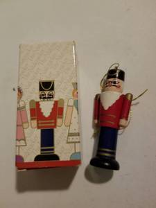 lot 140 image: Avon Nutcracker small