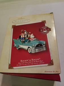 lot 154 image: 2003 Hallmark Keepsake Rockin & Rollin Original Box, Lights & Music