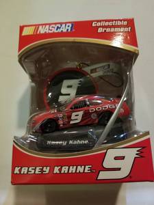 lot 170 image: 2005 Dodge Charger Club Car 9 Kasey Kahne-nib - 1 Of 720