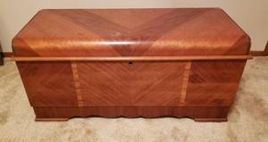 lot 103 image: Vintage Waterfall Front LANE Cedar Blanket Chest  Made Mar. 18, 1948  48 x 19 x 22 in. tall  lock removed but included wkey and damaged interior tray
