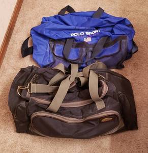 lot 187 image: 2 Nylon Gym Duffel Bags