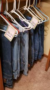 lot 193 image: 9 Pair of Wrangler Jeans and 6 Pair Other Brand Jeans  38 x 32