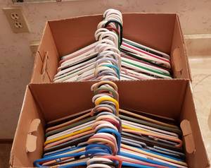 lot 194 image: 2 Boxes of Plastic Hangers
