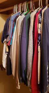 lot 198 image: Mens Tshirts, Sweatshirts, and Sweaters  ML