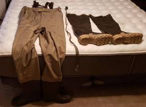lot 205 image: Cabelas Size 12 Waders and Knee High Reinforced Sole Rubber Boots  Size 12