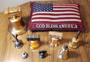 lot 300 image: Liberty Bell Decantur Collection, hand bell & Flag Pillow