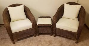 lot 353 image: Vinyl Wicker Lounge set - 2 arm chairs, 1 Ottoman, eggshell color cushions