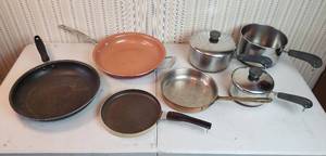 lot 394 image: Pots & Pans Red Copper,Wearever, and Revere Ware