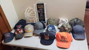 lot 400 image: Ball Caps Veteran, Retired & Hunting  Hat Rack and Shaper