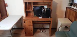lot 425 image: Particle Board Computer Desk - 42x20x56, Computer not included