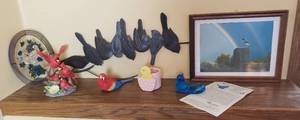 lot 492 image: Bird Decor