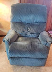 lot 508 image: Blue Rocker Recliner 36x32x38