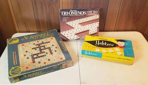 lot 516 image: Tri-ominos, Yahtzee,& Vintage Scrabble