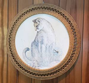 lot 520 image: Lioness wall clock - 28in round