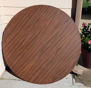 lot 805 image: Wood 4 Ft. Fold Up Table w Metal Legs