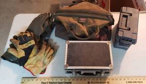 lot 913 image: Work Gloves, Tool bag, 2 Tool boxes