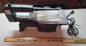 lot 917 image: Craftsman 6in Direct Drive Scroll Saw
