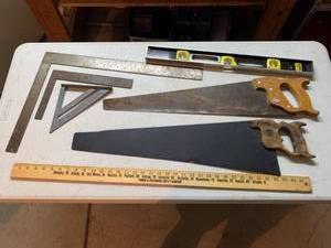 lot 934 image: Carpenter Squares, Level, Hand Saws