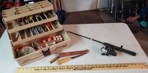 lot 965 image: Tackle Box with contents, Extension Rod with Reel