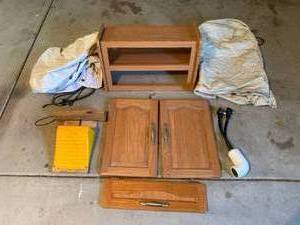 lot 981 image: RV Cabinet, Cabinet Doors, Wheel Covers, Power Splitter, Wheel Block