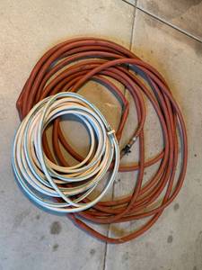 lot 983 image: Clean water Hose & Regular Garden hose
