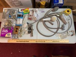 lot 702 image: Home improvement supplies